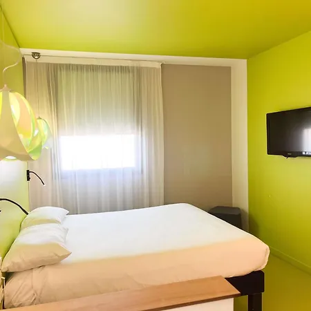 ibis Styles Nimes Gare Centre-2